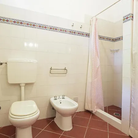 Awesome Home In San Piero In Campo Ferienhaus *